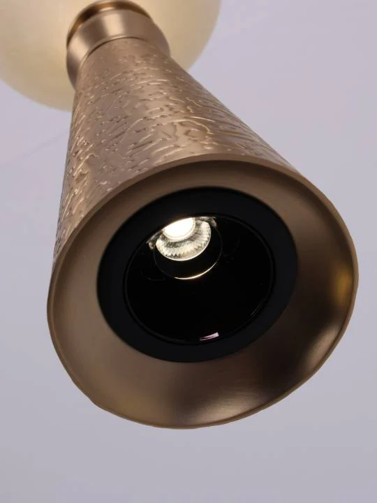 Alba Stratos – Linear Alabaster Pendant Light in Matte Gold