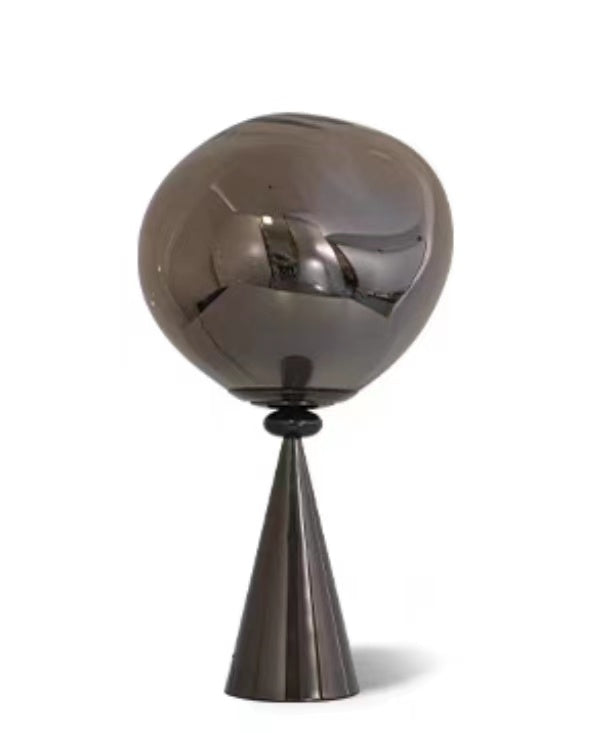 Rosé Glow Table Lamp – Rose Gold with Acrylic Diffuser